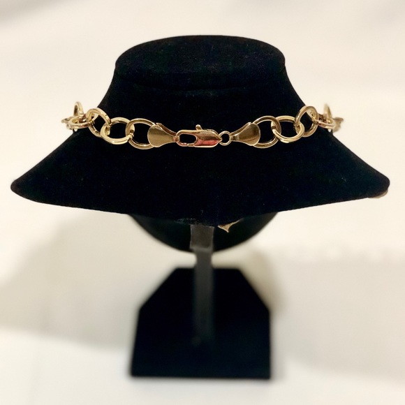 Gold Necklace - Picture 5 of 6